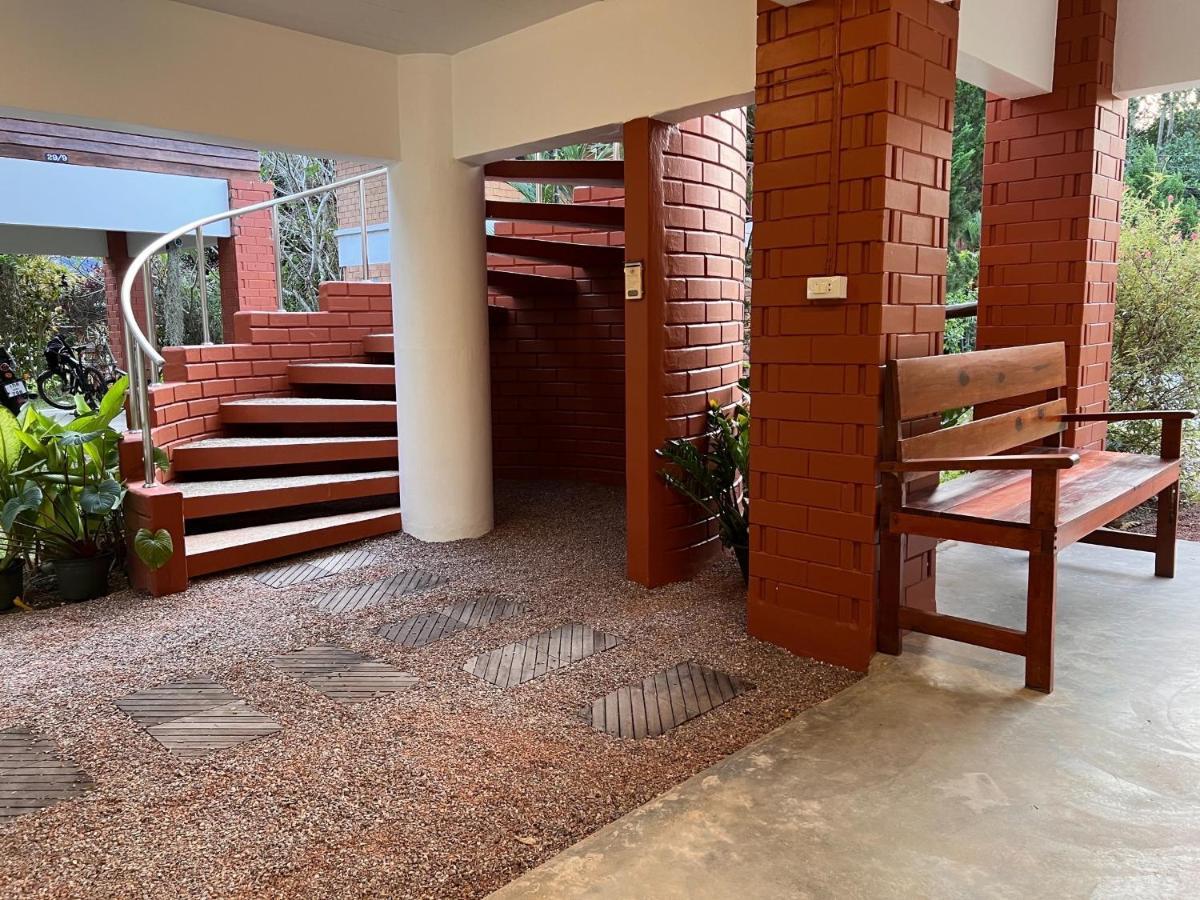 Naisang Hostel Chumphon Εξωτερικό φωτογραφία