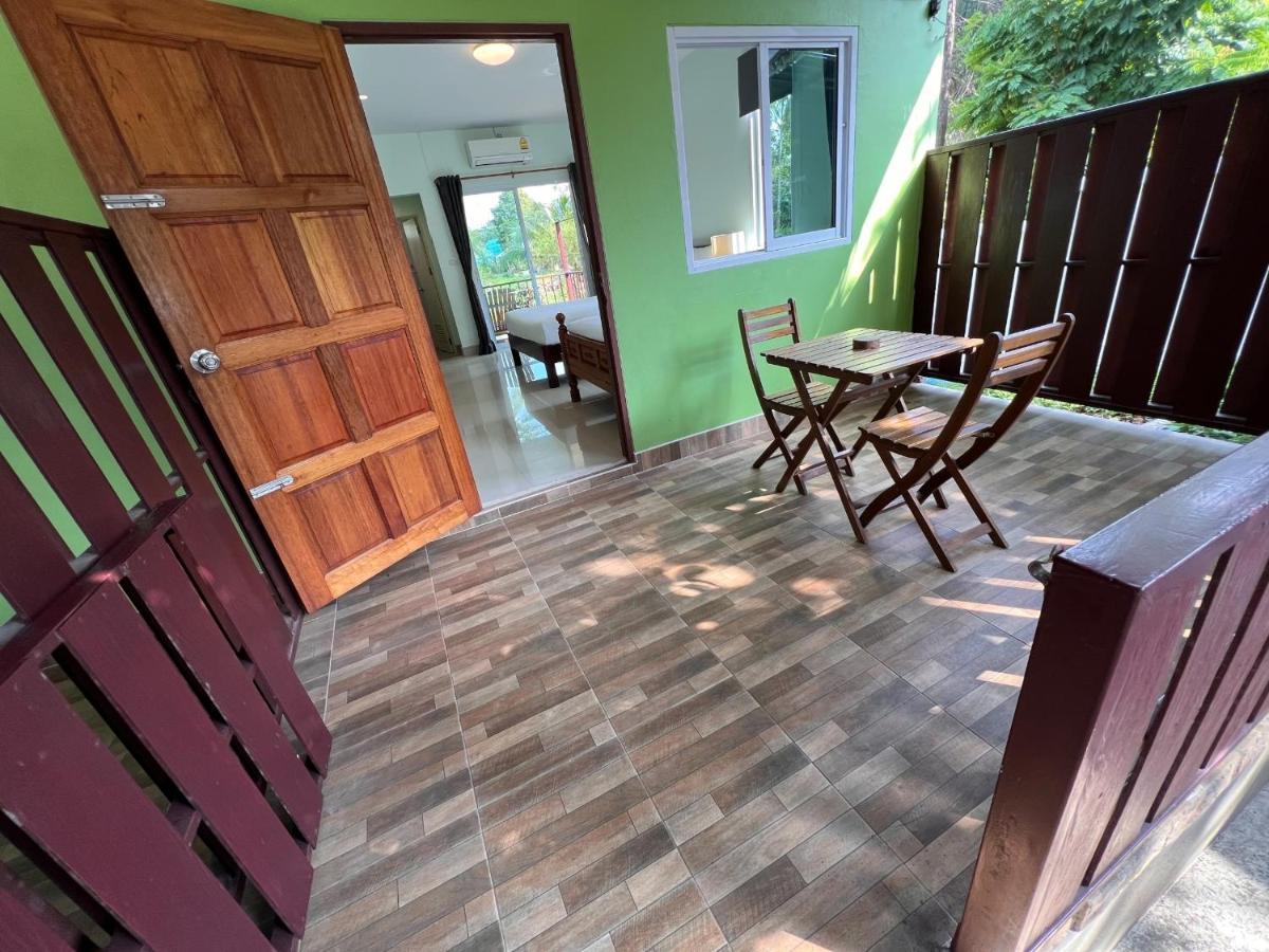 Naisang Hostel Chumphon Εξωτερικό φωτογραφία